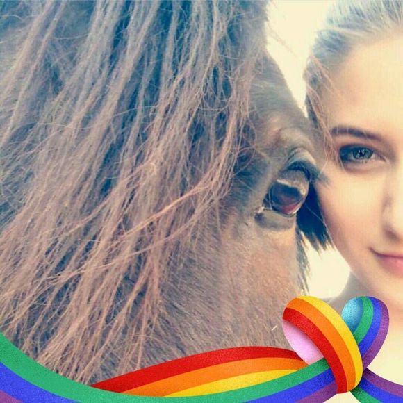 Meet your Posher, Robin - Picture 1 of 1